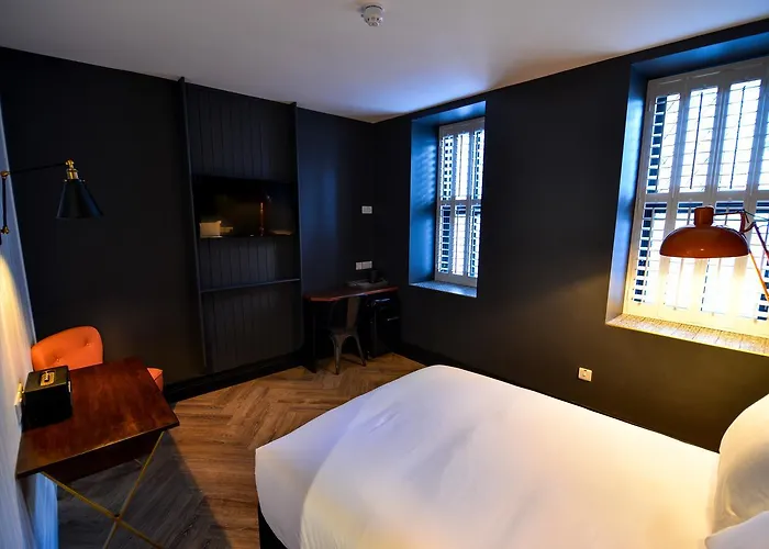 The Continental Boutique * Galway