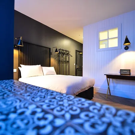 Πανδοχείο The Continental Boutique *