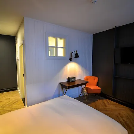 The Continental Boutique * Γκάλγουεϊ