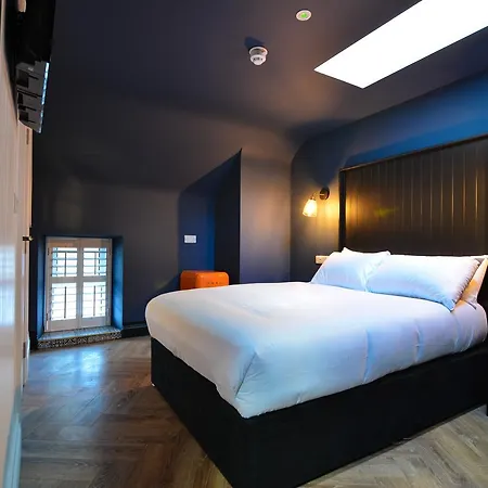 The Continental Boutique Γκάλγουεϊ