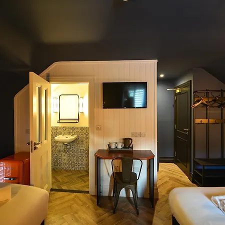 Πανδοχείο The Continental Boutique *