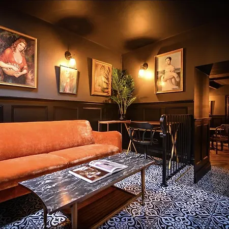The Continental Boutique Inn