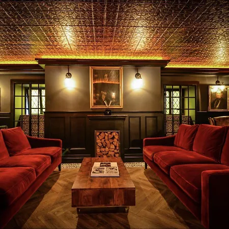 The Continental Boutique