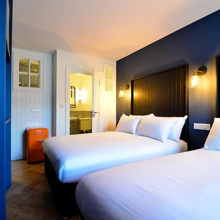 The Continental Boutique Herberg Galway