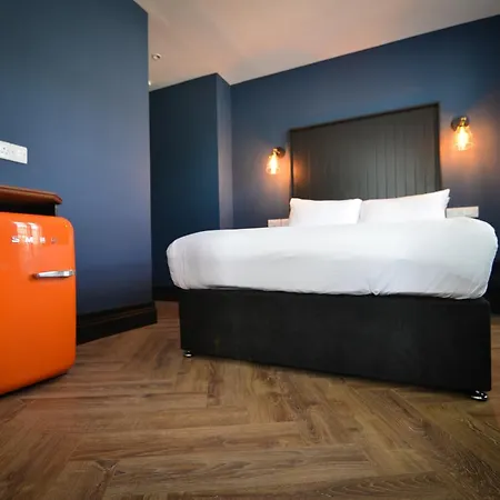 The Continental Boutique *