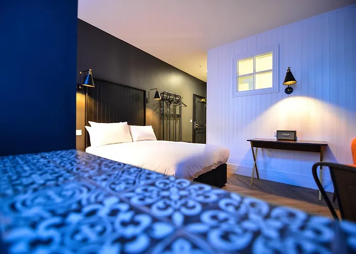 Мини-отель The Continental Boutique *