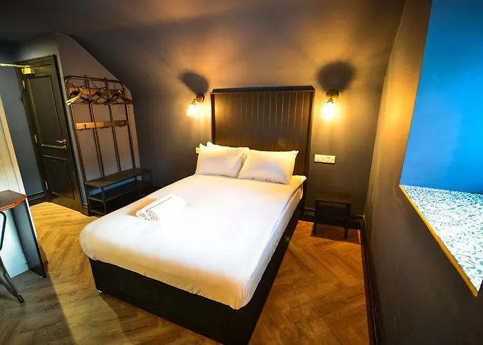 The Continental Boutique *