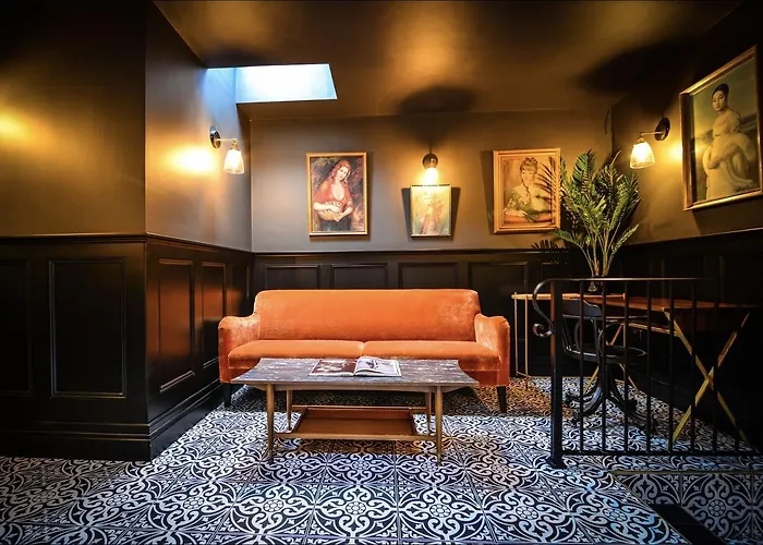 Мини-отель The Continental Boutique